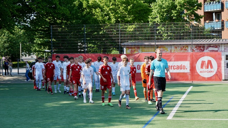 Faires Fu ballspiel bei Teutonia 05 Ottensen BSV 2009er